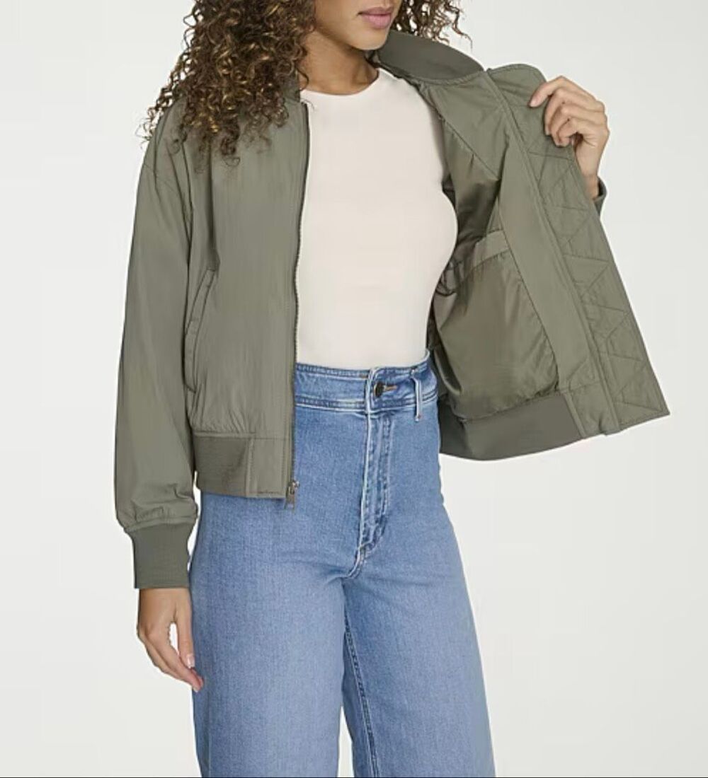 Levi's Relaxed Front Zip Ribbed Hem Water Resistant Midweight Bomber Jacket Sage - Picture 4 of 5